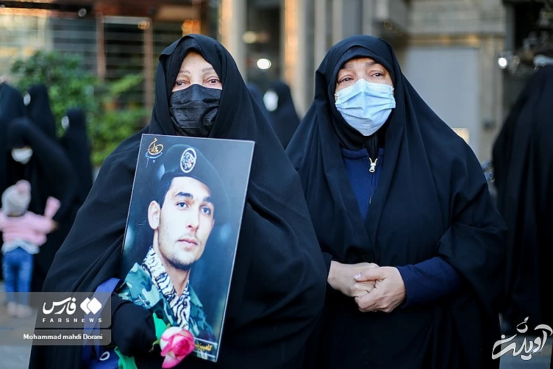 (تصاویر) تشییع ۱۵۰ شهید گمنام در تهران